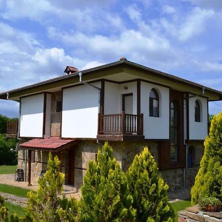 Sichanova Guest House Bruchkovtsi Exterior photo