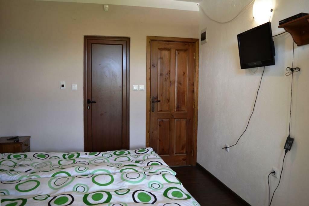 Sichanova Guest House Bruchkovtsi Exterior photo